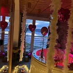 Egzotyczny Diamonds I Zanzi W Krainie Alicji * Ełk