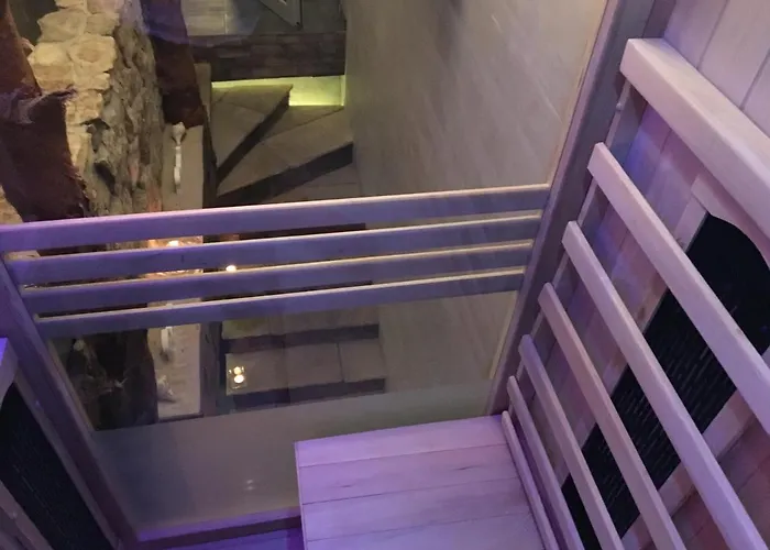 Kwatera prywatna Egzotyczny Diamonds I Zanzi W Krainie Alicji Ełk